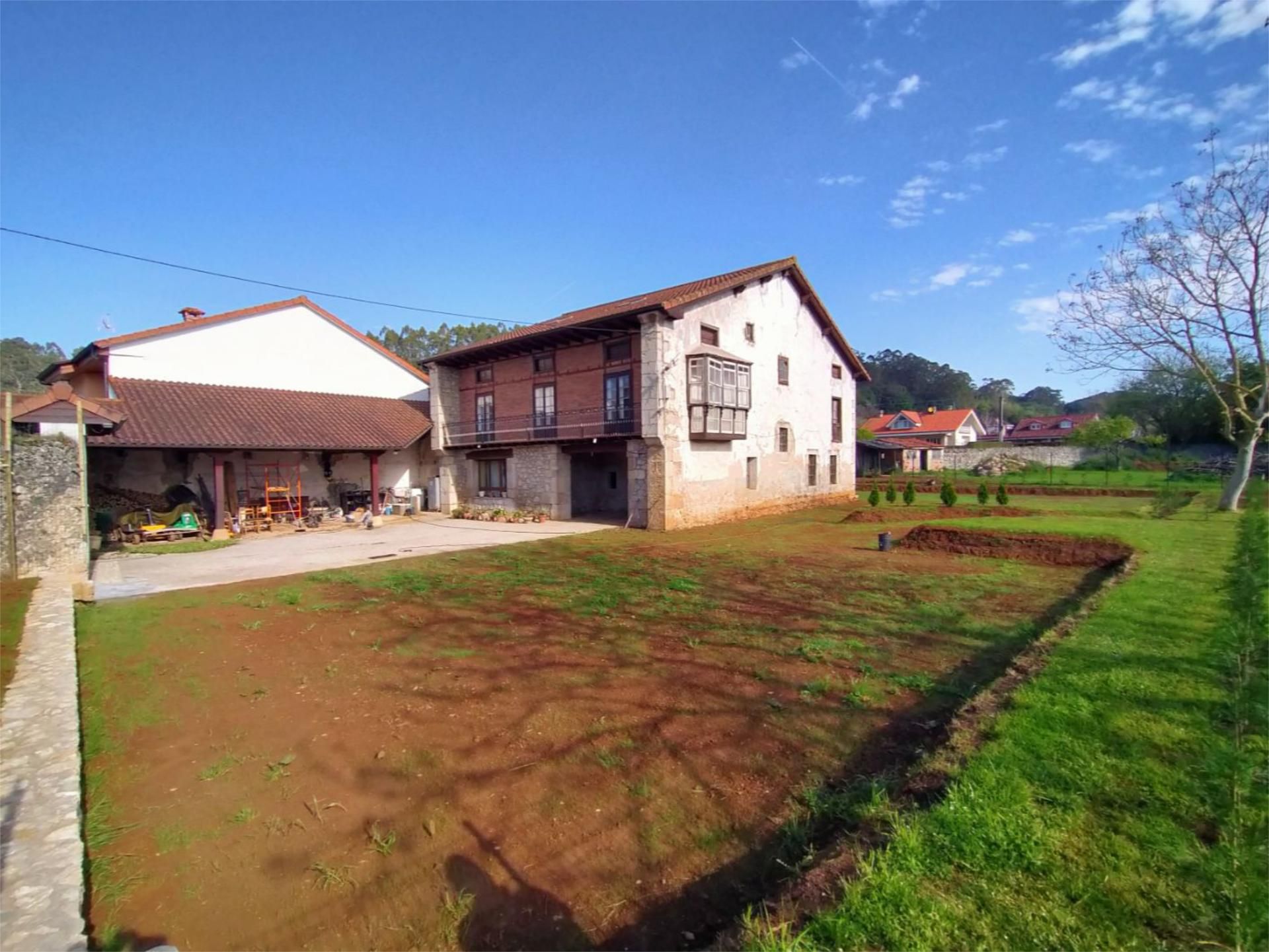 Vista exterior de Casa o chalet en venta en Camargo