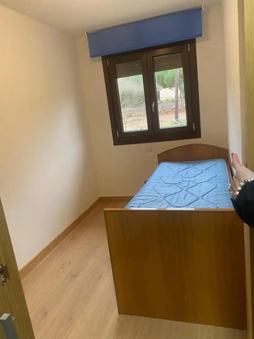 Planta baja en venta en Camino Bustillo, 2, Huérmeces Habitación de Planta baja en venta en Huérmeces con Calefacción, Parquet y Terraza