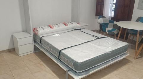 Foto 5 de Piso de alquiler en Calle Moral de la Magdalena, 24, Centro - Sagrario,  Granada Capital