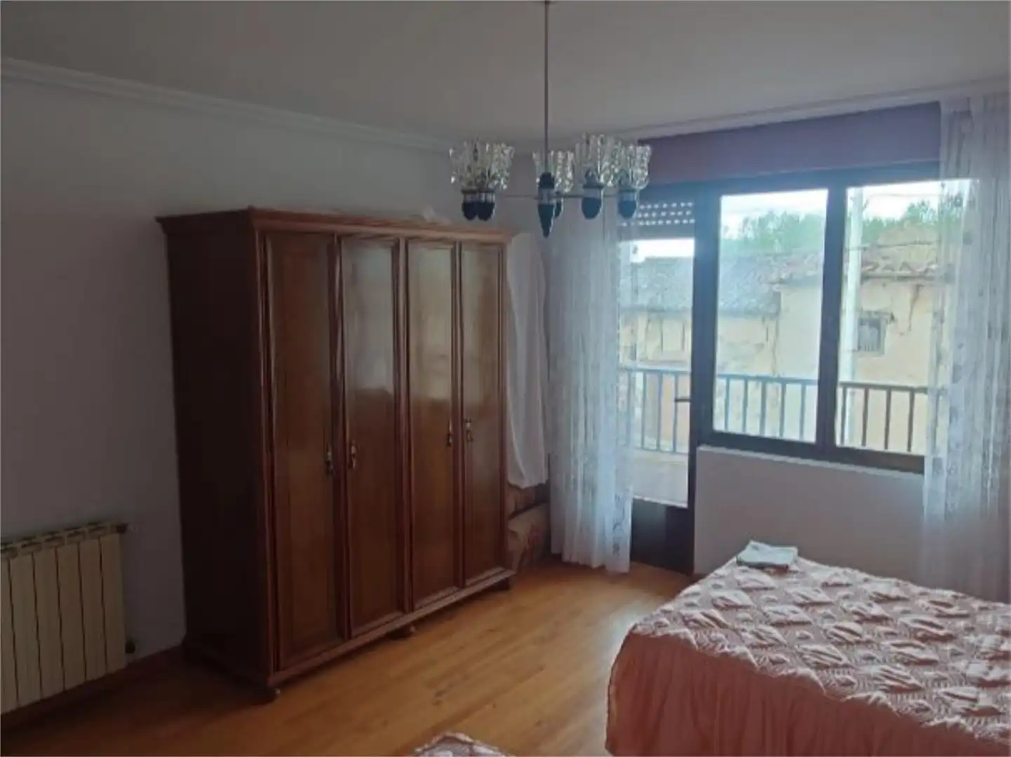 Casa o chalet en venta en Avenida General Franco, 38, Villamontán de la Valduerna Habitación de Casa o chalet en venta en Villamontán de la Valduerna con Calefacción, Jardín privado y Parquet