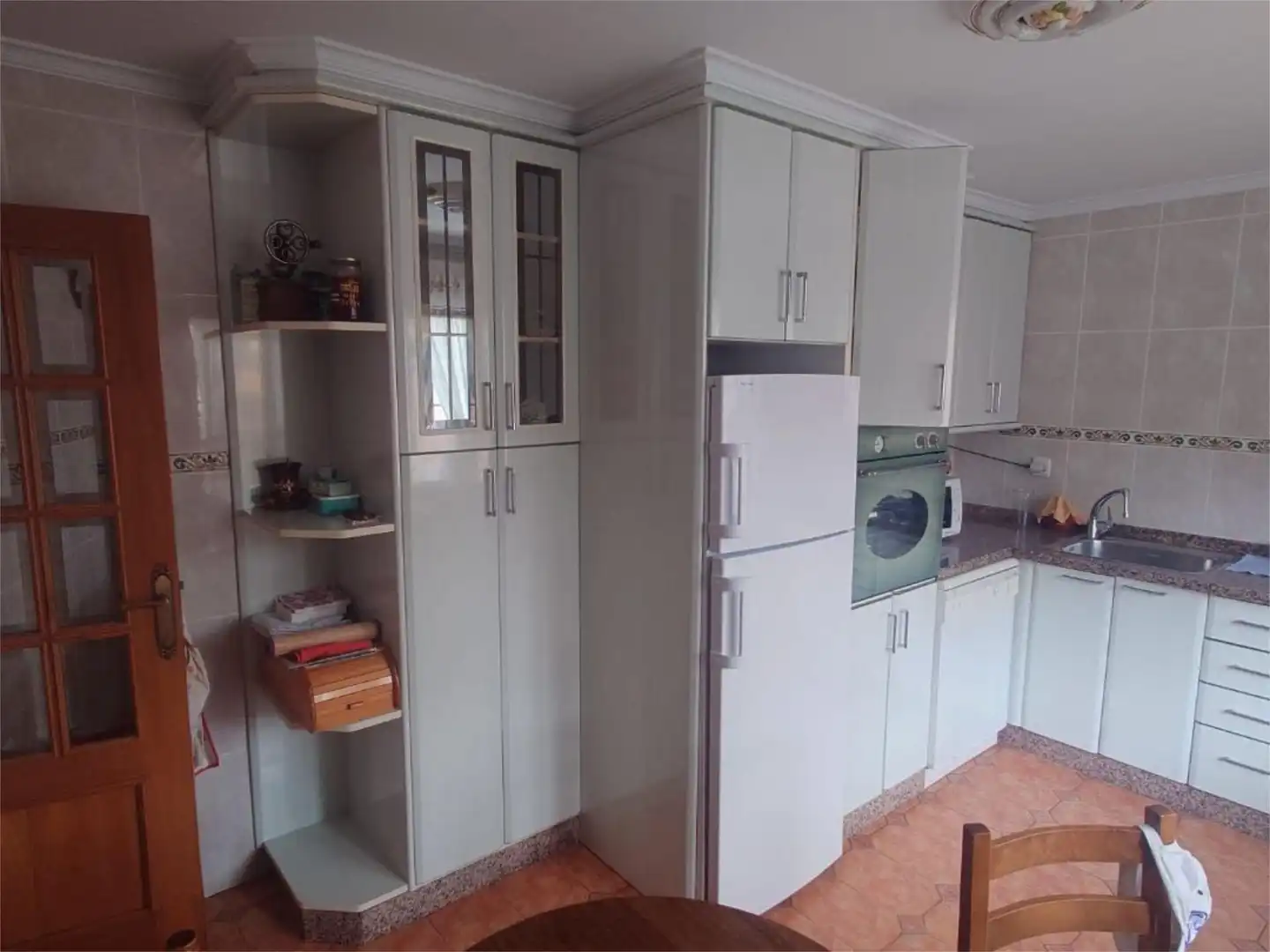 Casa o chalet en venta en Avenida General Franco, 38, Villamontán de la Valduerna Cocina de Casa o chalet en venta en Villamontán de la Valduerna con Calefacción, Jardín privado y Parquet