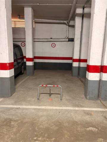 Garaje en Alquiler en Los Olivos