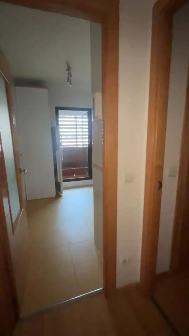 Flat for sale in Calle de Puentedey, Ensanche de Vallecas - La Gavia Flat for sale in Madrid with Air Conditioner, Heating and Private garden