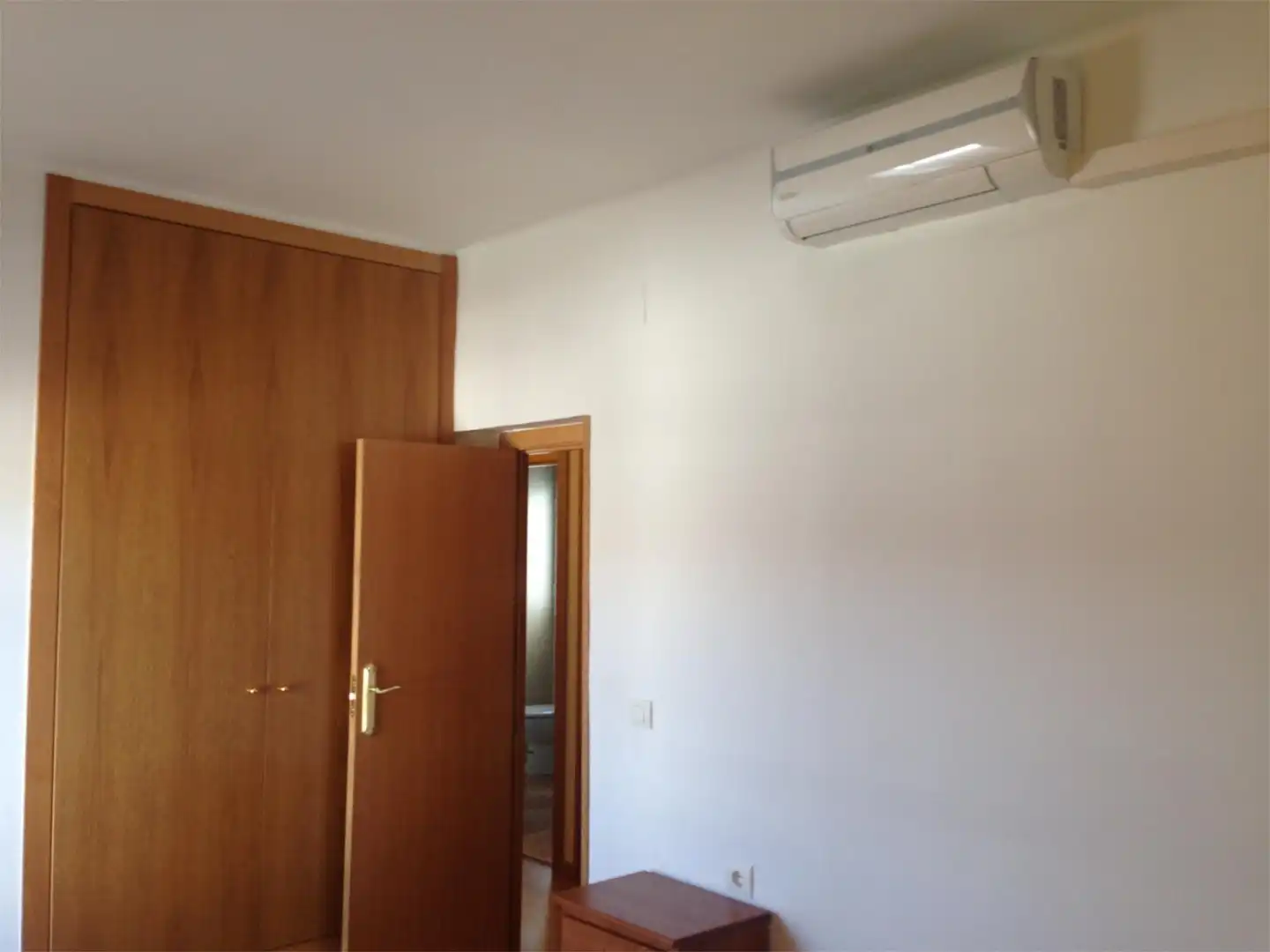 Flat for rent in Calle Pedro de Alvarado, 5, Los Pinos - El Pilar Bedroom of Flat for rent in Plasencia with Air Conditioner, Heating and Parquet flooring