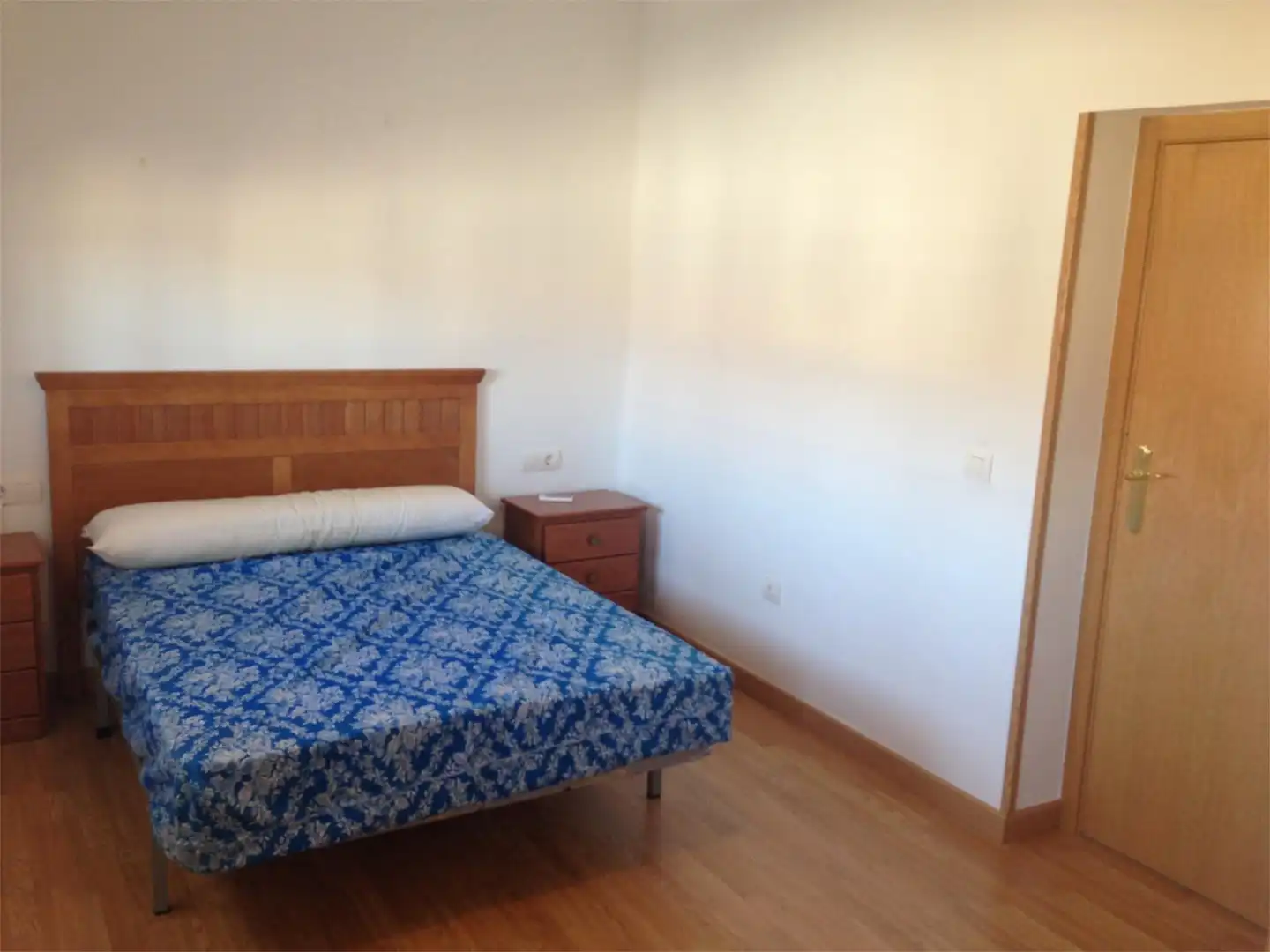 Flat for rent in Calle Pedro de Alvarado, 5, Los Pinos - El Pilar Bedroom of Flat for rent in Plasencia with Air Conditioner, Heating and Parquet flooring