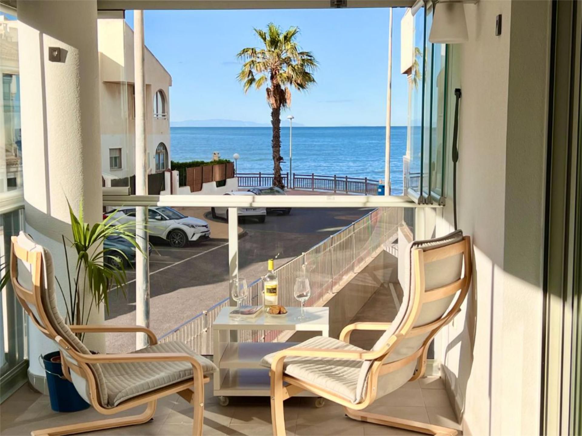 Terraza de Apartamento en venta en La Manga del Mar Menor con Aire acondicionado, Terraza y Piscina