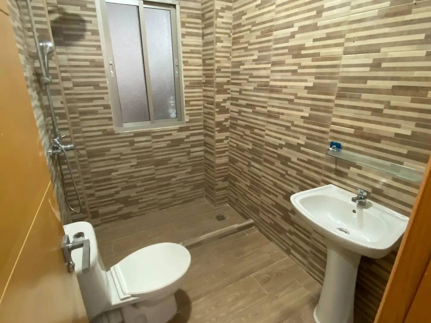 Planta baja en venta en Calle Felipe II, 4, Muelle Baño de Planta baja en venta en Ceuta con Terraza y Trastero