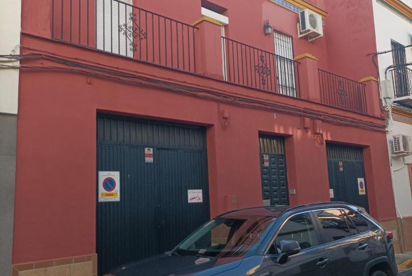 Casa adosada en venda a Calle Pedro de Cieza, 6, San Pablo, Sevilla Capital - imatge 1 Foto 1 de Casa adosada en venda a Calle Pedro de Cieza, 6, San Pablo, Sevilla Capital
