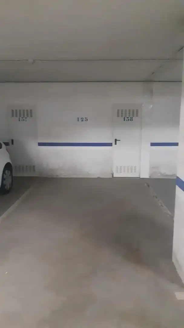 Pis en venda a Avenida Ferrol, 35, Viveiro Aparcament de Pis en venda en Viveiro amb Calefacció, Parquet i Terrassa