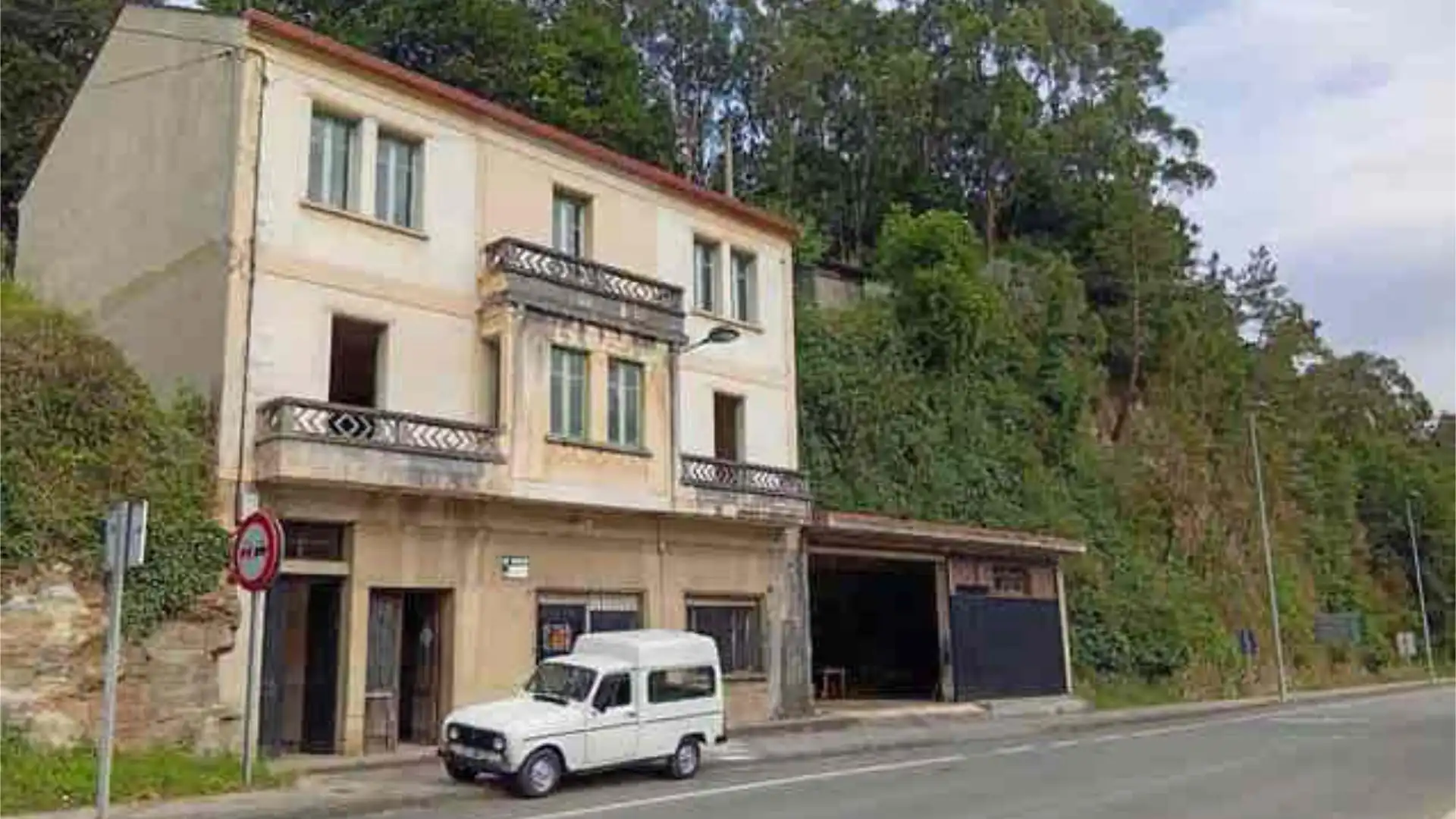 Exterior view of Houses for sale in A Pontenova  