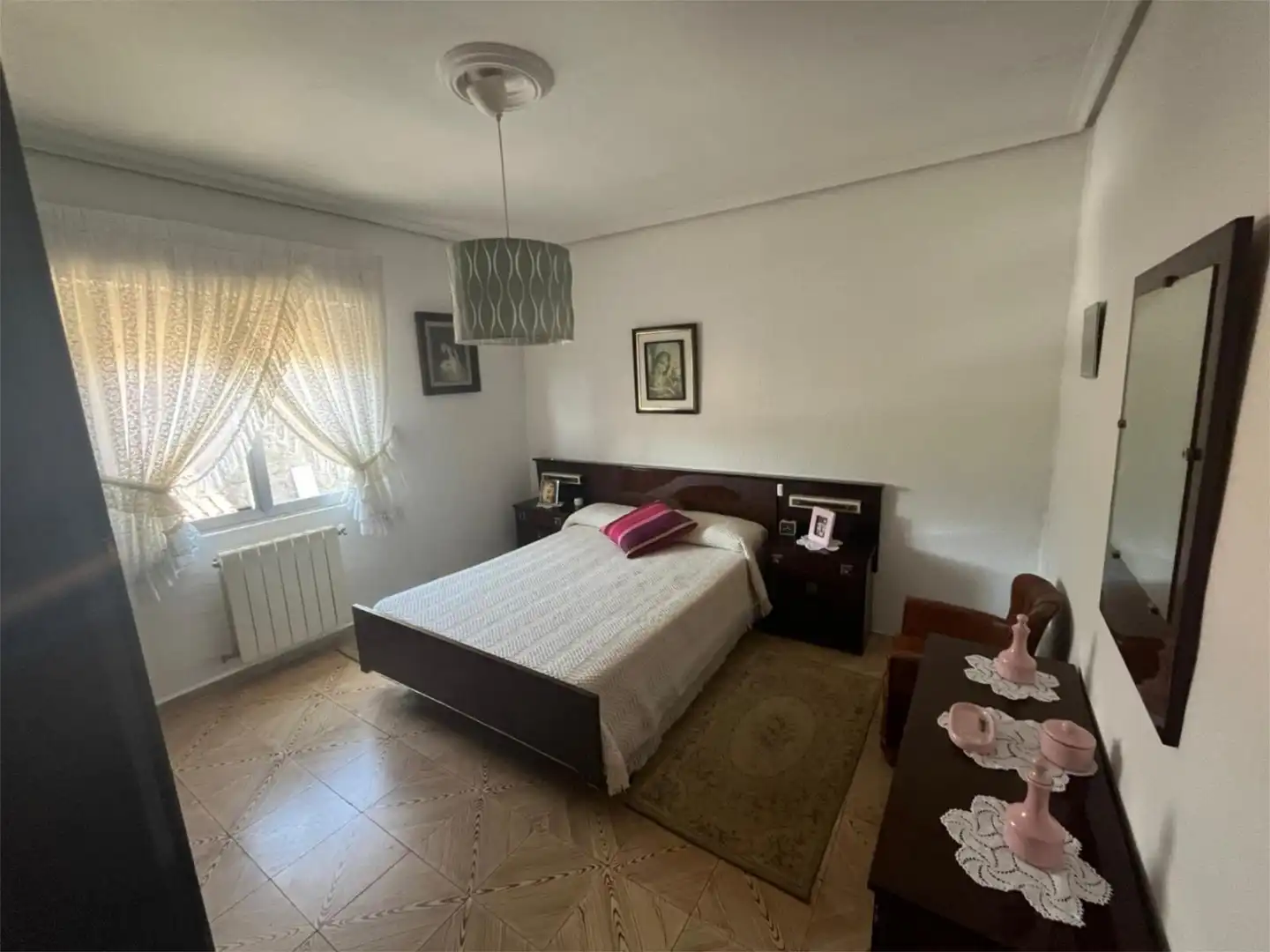 Casa o xalet en venda a Calle General, 108, Suances Dormitori de Casa o xalet en venda en Suances amb Jardí privat, Terrassa i Traster