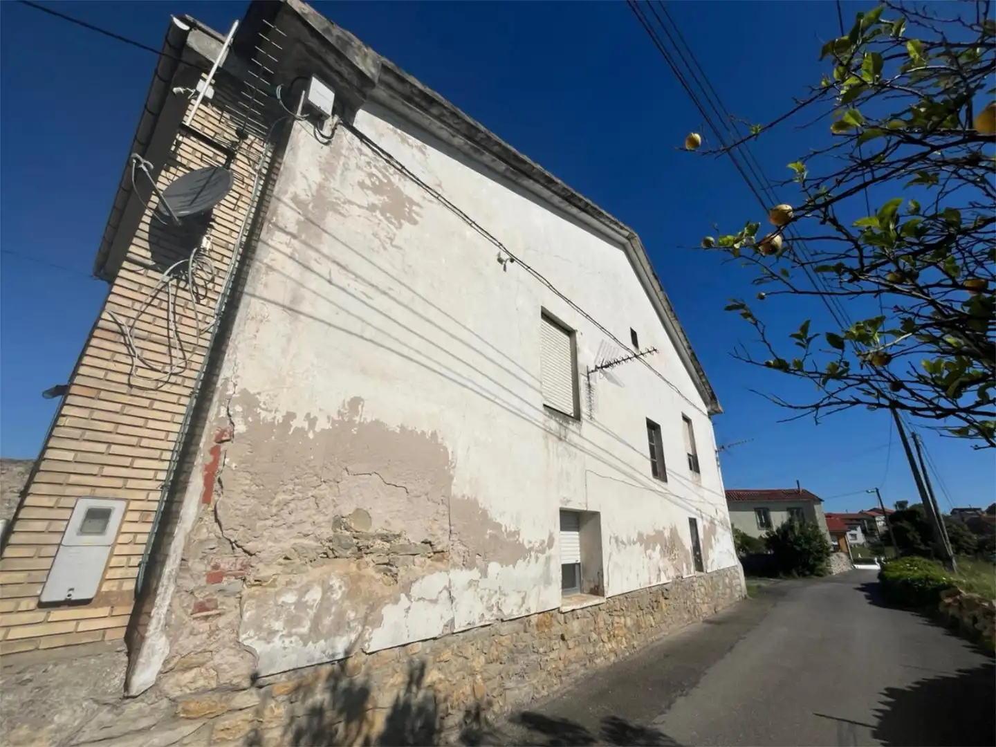Casa o xalet en venda a Calle General, 108, Suances Vista exterior de Casa o xalet en venda en Suances amb Jardí privat, Terrassa i Traster
