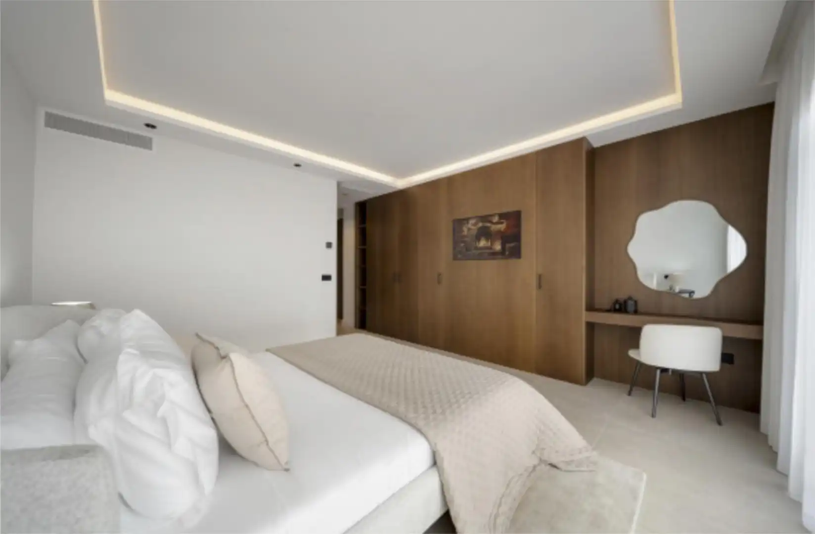 Apartament en venda a Los Naranjos Dormitori de Apartament en venda en Marbella amb Aire condicionat, Terrassa i Piscina