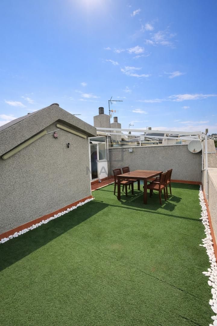 Terrassa de Pis en venda en El Vendrell amb Aire condicionat, Terrassa i Piscina