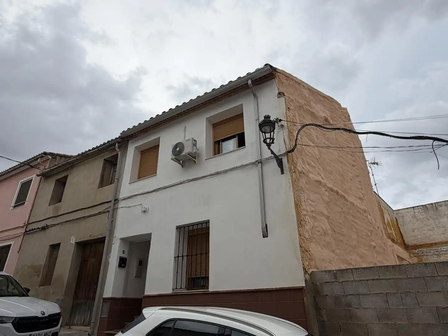 Detached homes for sale in Carrer Calvari, 2, Llanera de Ranes Exterior view of Detached homes for sale in Llanera de Ranes with Air Conditioner, Terrace and Furnished