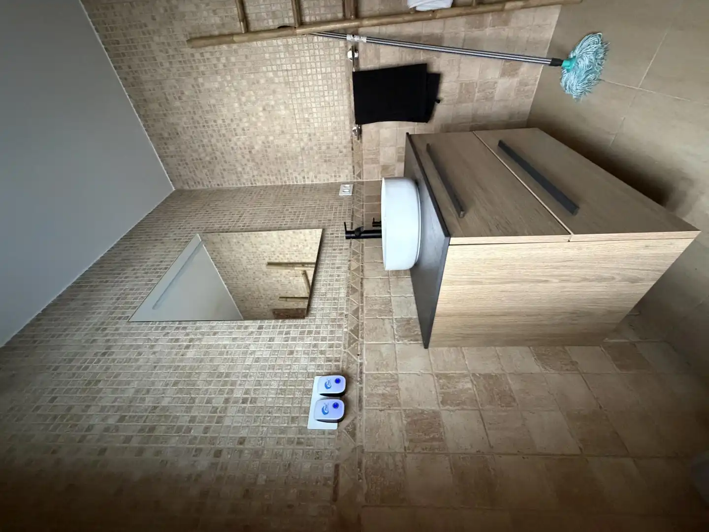 Detached homes for sale in Carrer Calvari, 2, Llanera de Ranes Bathroom of Detached homes for sale in Llanera de Ranes with Air Conditioner, Terrace and Furnished