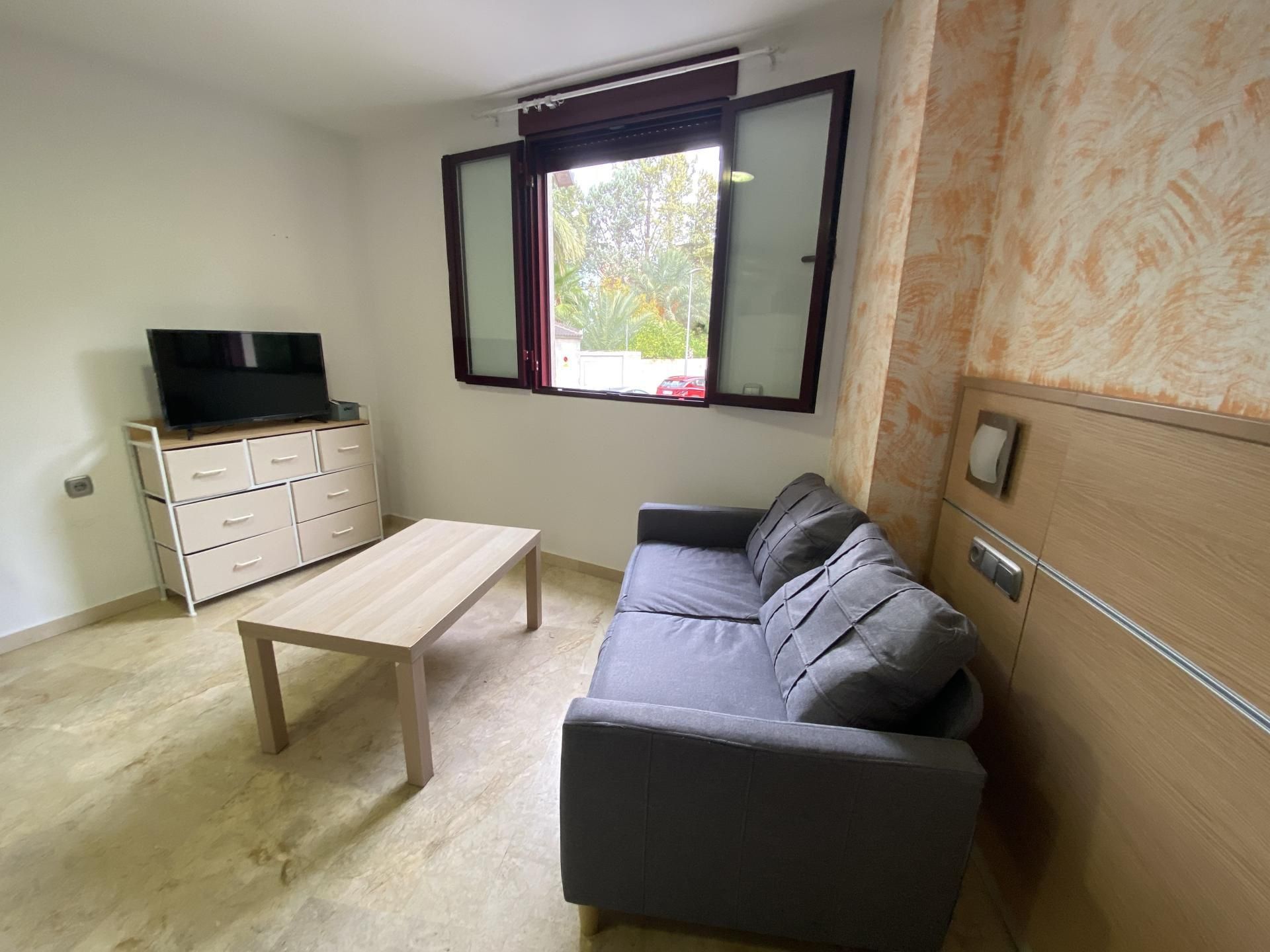 Study for rent in Calle Santa Lucía, 2, Archena Living room of Study for rent in Archena with Air Conditioner, Heating and Furnished