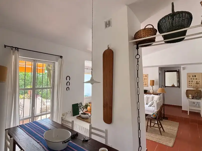 Piso en venta en Calle de la Palmera, 6, Las Lomas Comedor de Piso en venta en Estepona con Aire acondicionado, Calefacción y Jardín privado