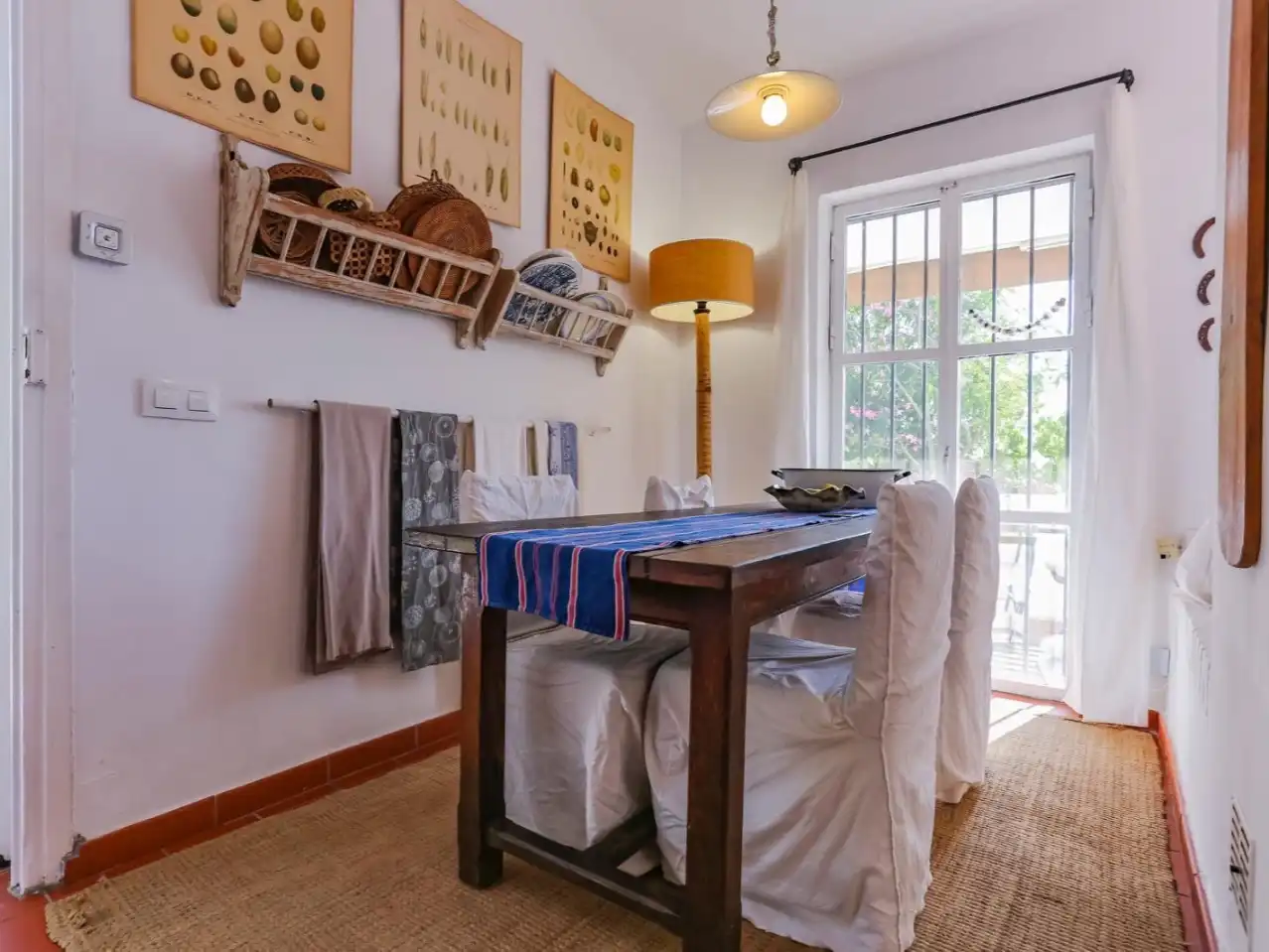 Piso en venta en Calle de la Palmera, 6, Las Lomas Comedor de Piso en venta en Estepona con Aire acondicionado, Calefacción y Jardín privado