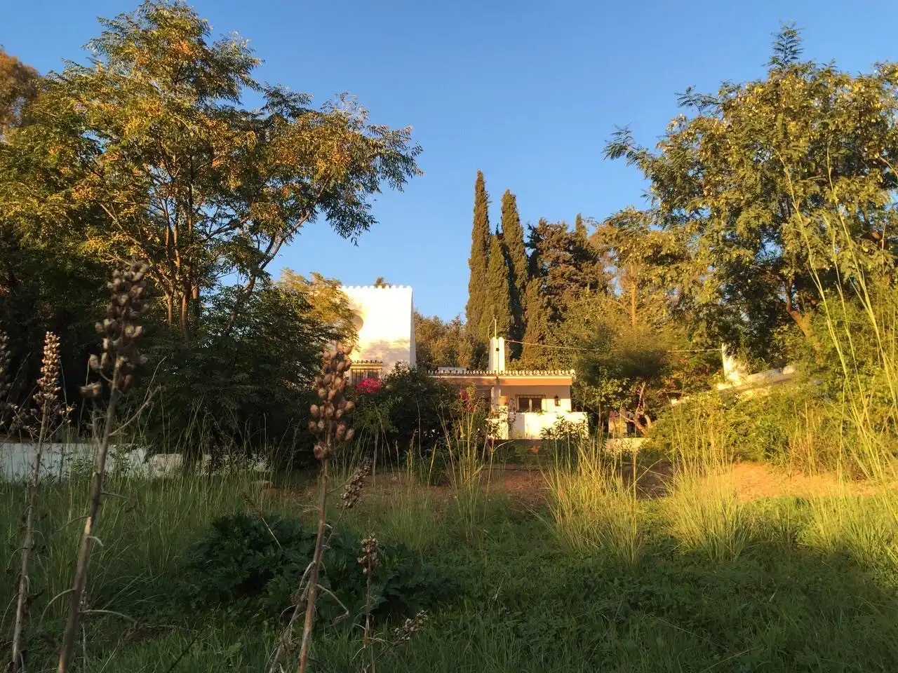 Piso en venta en Calle de la Palmera, 6, Las Lomas Jardín de Piso en venta en Estepona con Aire acondicionado, Calefacción y Jardín privado