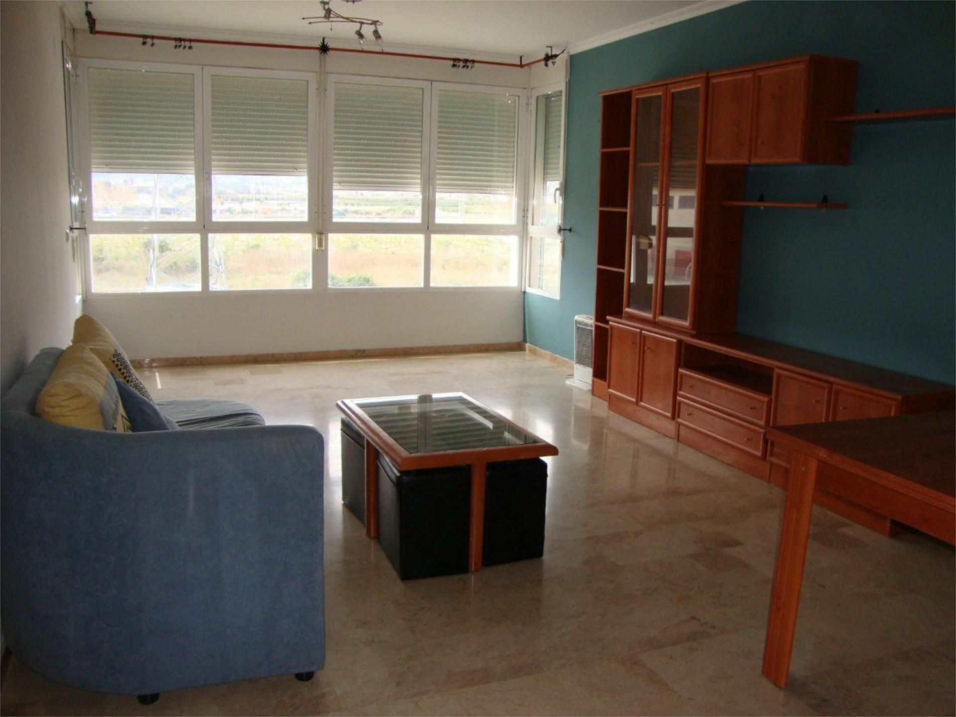 Pis en venda a Carrer Benifaió, 1, Almussafes Sala d'estar de Pis en venda en Almussafes