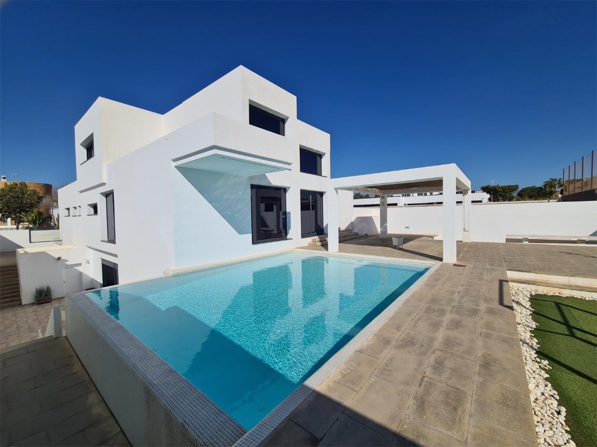 Casa o xalet de lloguer a Calle de los Juegos de Latakia, 11, El Toyo