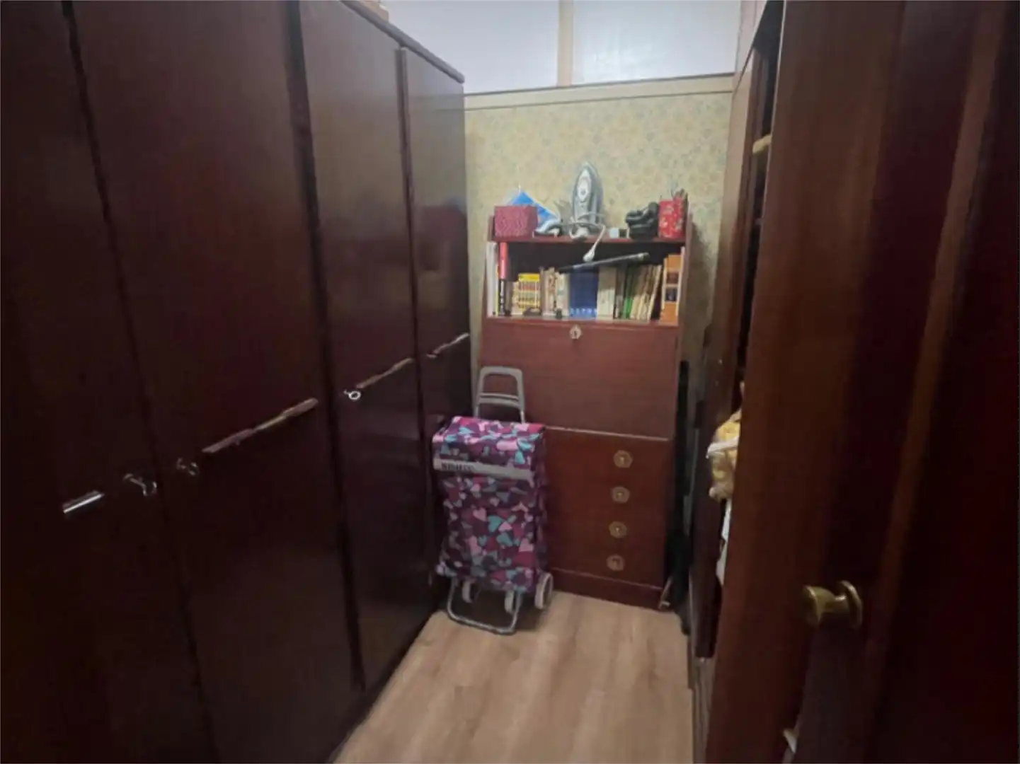 Pis en venda a Rúa Lopo Lías, 4, San Roque - As Fontiñas Dormitori de Pis en venda en Lugo amb Calefacció, Traster i Aparcament comunitari