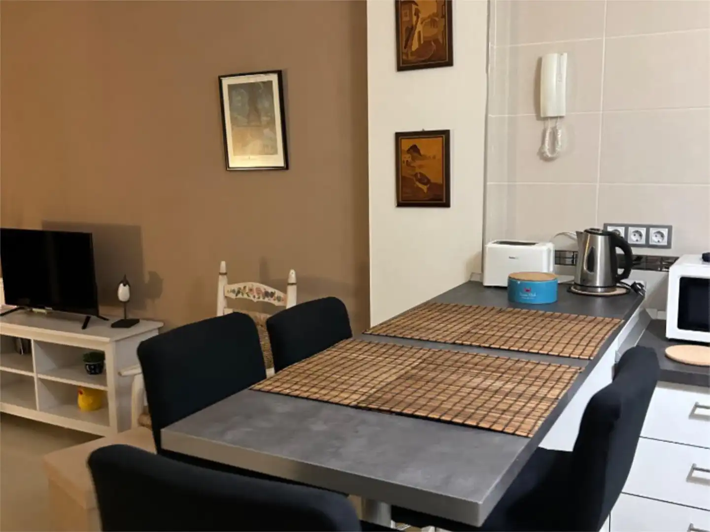 Piso en venta en Calle Montalmar, 31, Bajamar Comedor de Piso en venta en San Cristóbal de la Laguna con Terraza, Trastero y Piscina