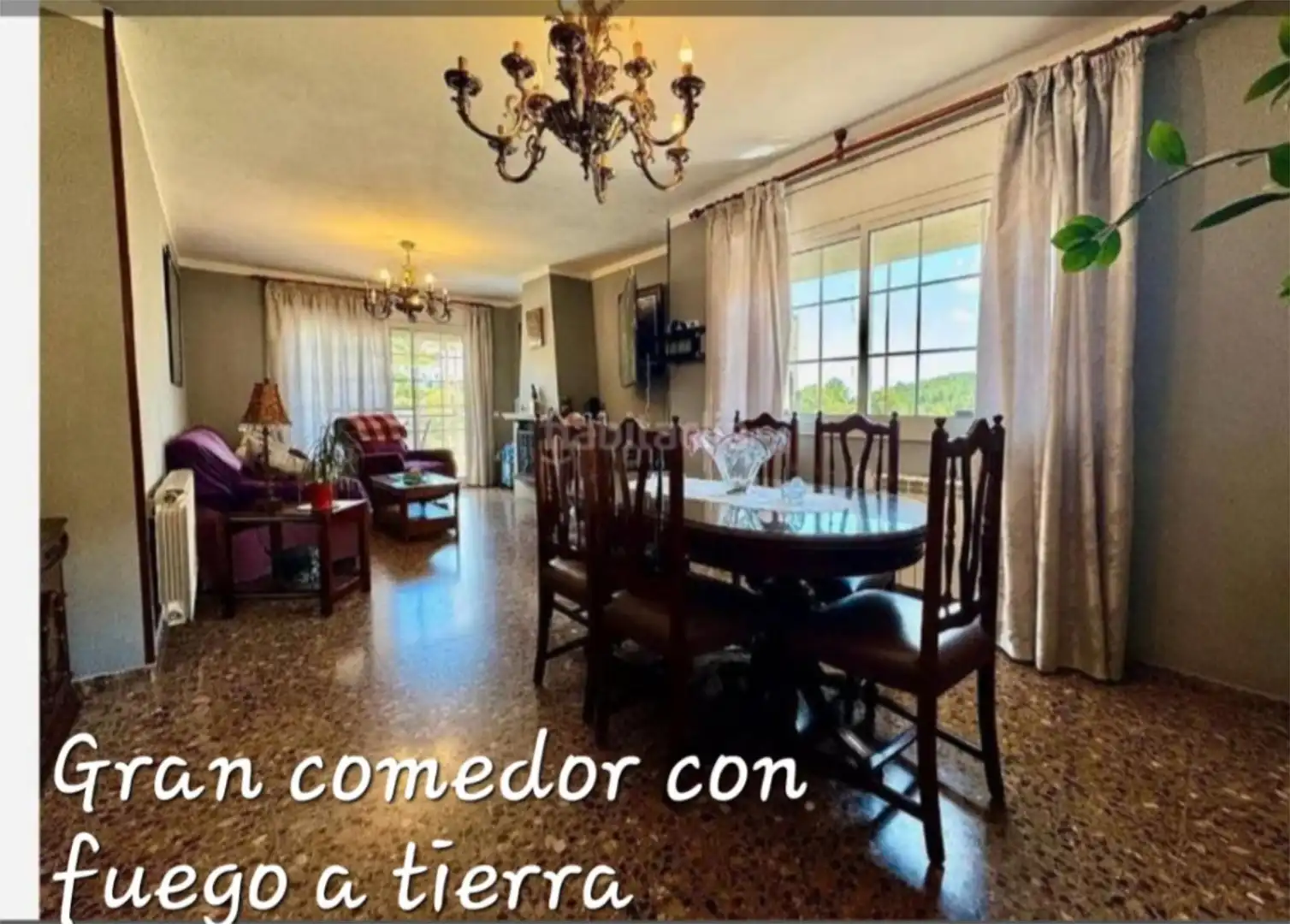 Houses for sale in Carrer París, 18, Costa Cunit - Els Jardins - Els Rosers Dining room of Houses for sale in Cunit with Air Conditioner, Terrace and Swimming Pool