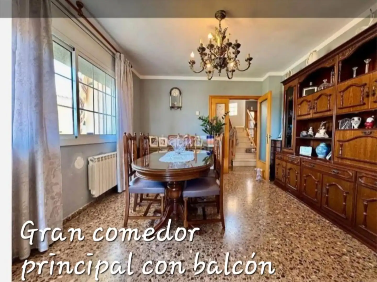 Houses for sale in Carrer París, 18, Costa Cunit - Els Jardins - Els Rosers Dining room of Houses for sale in Cunit with Air Conditioner, Terrace and Swimming Pool