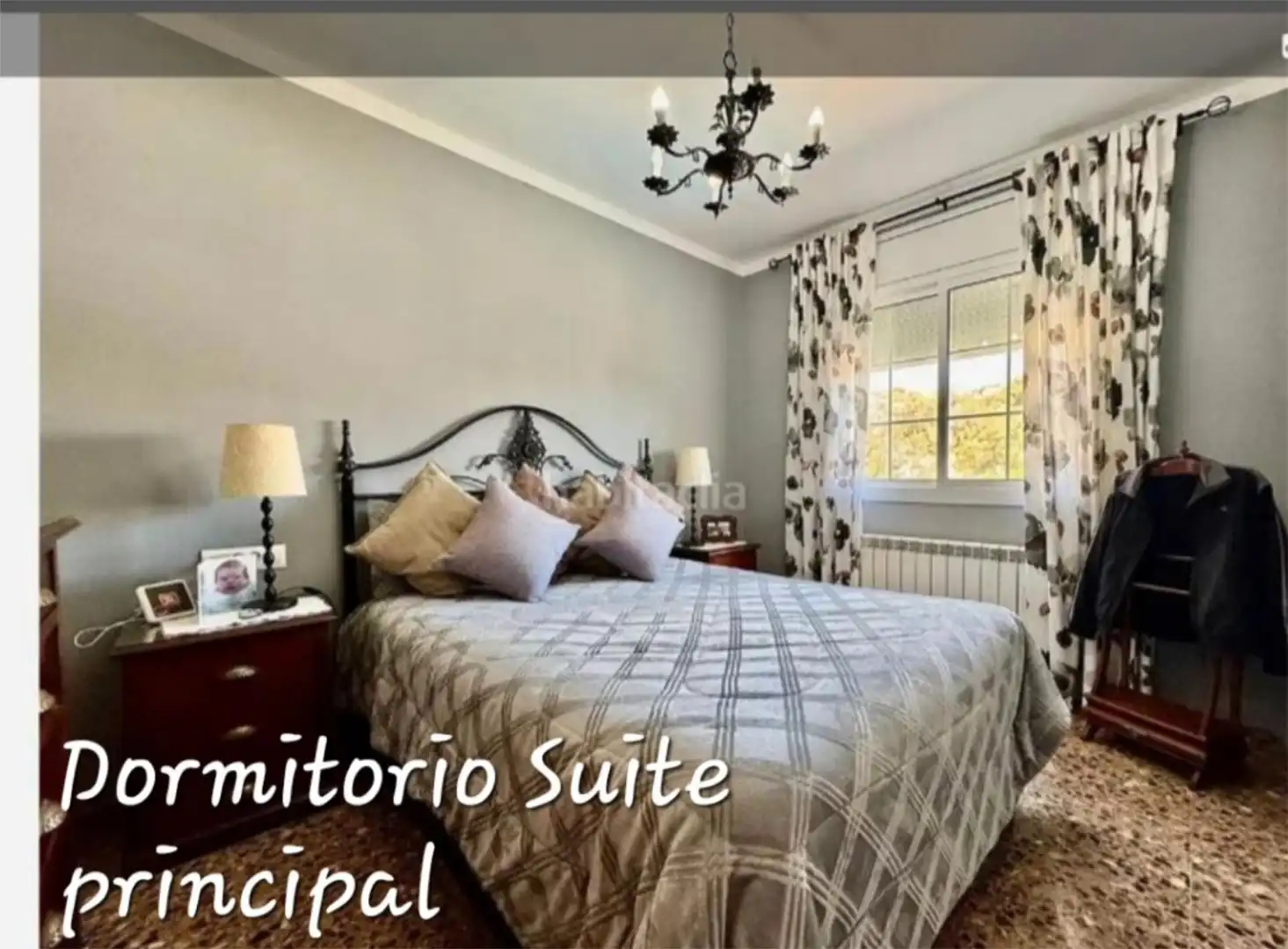 Houses for sale in Carrer París, 18, Costa Cunit - Els Jardins - Els Rosers Bedroom of Houses for sale in Cunit with Air Conditioner, Terrace and Swimming Pool