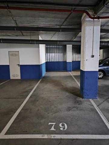 Garaje en Venta en Avenida Tecnología, 26 en San Jerónimo - La Bachillera