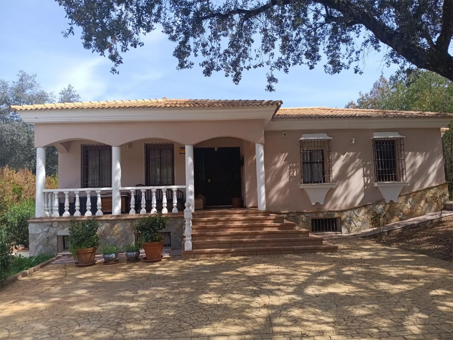 Vista exterior de Piso en venta en  Córdoba Capital con Calefacción, Jardín privado y Parquet