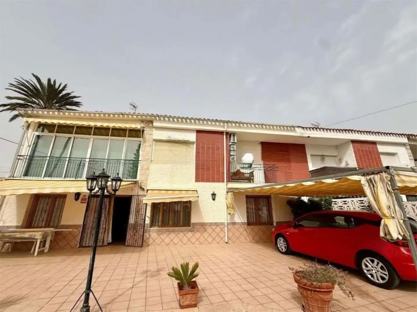 Houses for sale in Calle Morella, 5, Pueblo Español - Coveta Fumá Exterior view of Houses for sale in El Campello with Air Conditioner, Heating and Private garden