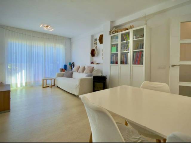 Piso en Venta en Avinguda de l'Arenal, 36 en Montañar - El Arenal