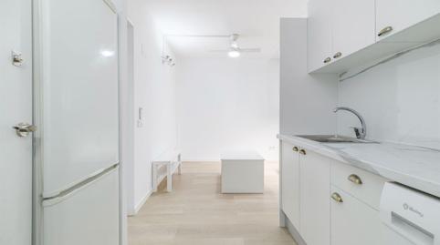 Flat for sale in Carrer Dels Argensola, 13, Les Roquetes, Barcelona Capital - image 3 Photo 3 of Flat for sale in Carrer Dels Argensola, 13, Les Roquetes, Barcelona Capital