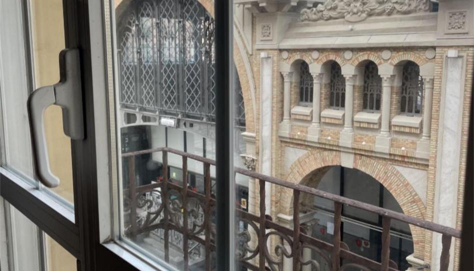 Piso de alquiler en Avenida de César Augusto, 92, Alfonso, Zaragoza Capital - imagen 1 Foto 1 de Piso de alquiler en Avenida de César Augusto, 92, Alfonso, Zaragoza Capital