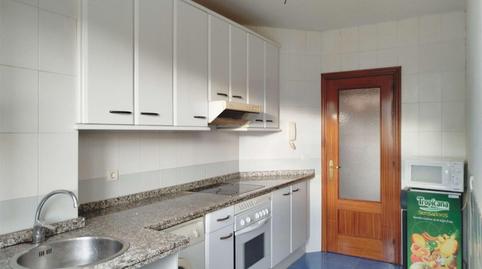 Foto 3 de Pis en venda a Prolongación de Doña Jimena, 3, Noreña, Asturias