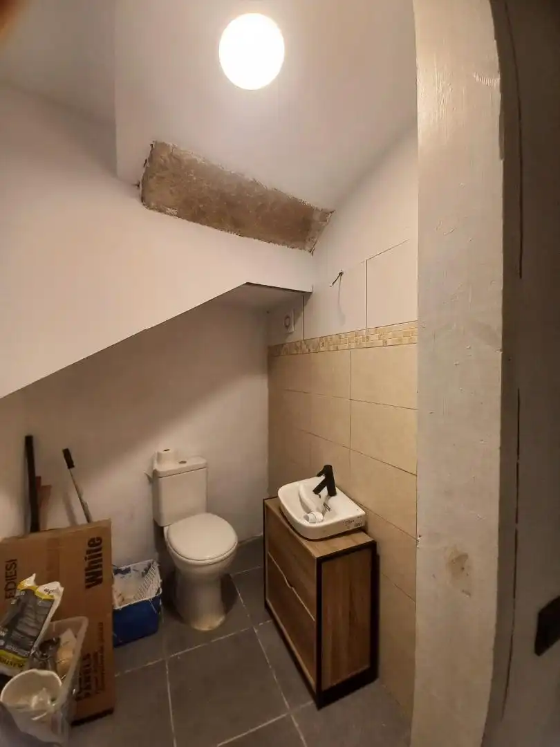 Casa adosada en venta en Carrer de la Font, 23, Verdú Baño de Casa adosada en venta en Verdú con Trastero, Balcón y Internet