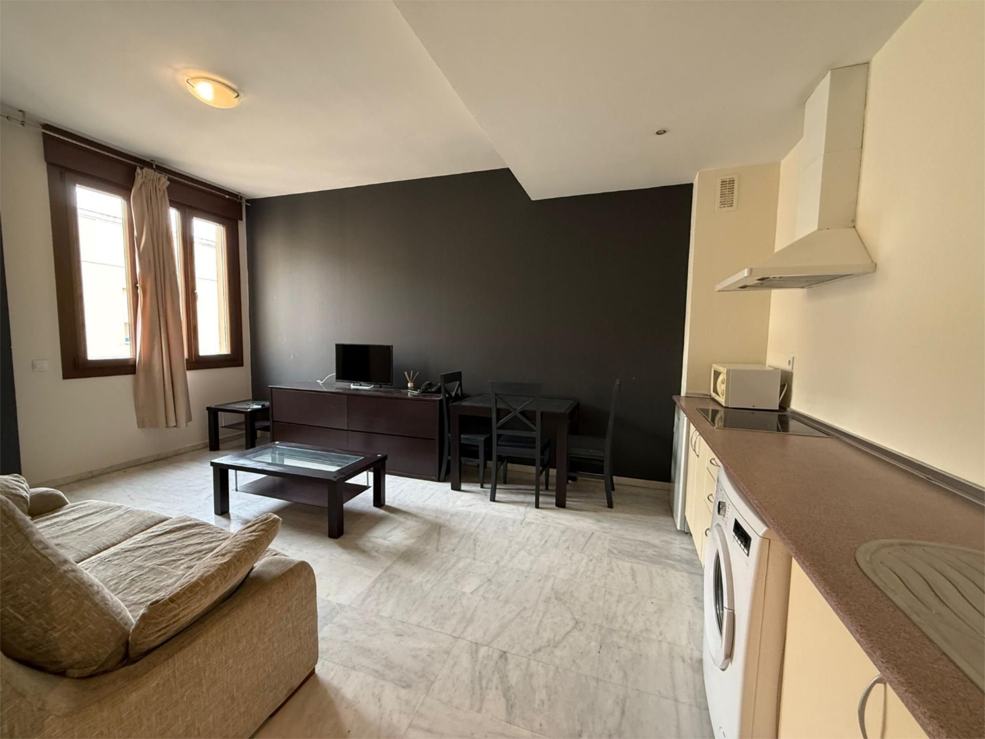 Living room of Flat for sale in  Sevilla Capital  with Air Conditioner and Swimming Pool