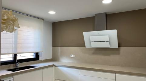 Foto 3 de Casa adosada de alquiler en Carrer de Aspiroz, 1, Massarrojos,  Valencia Capital