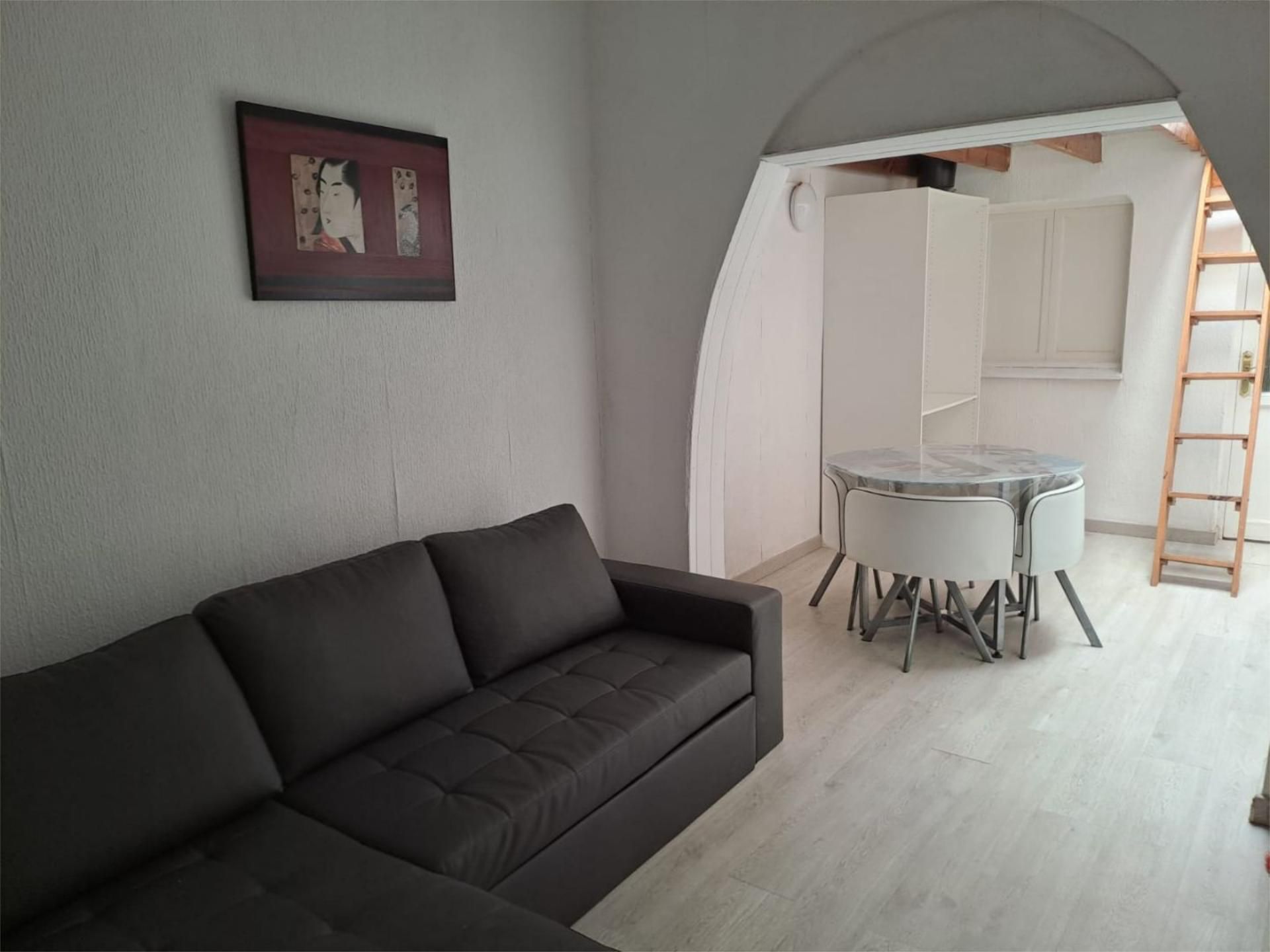 Casa adosada de lloguer a Calle Pintor Jose Aguiar, La Laguna