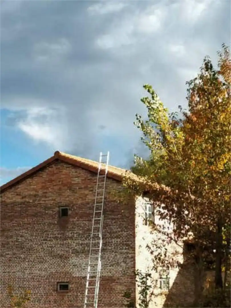 Vista exterior de Casa o chalet en venta en Santa Colomba de Curueño