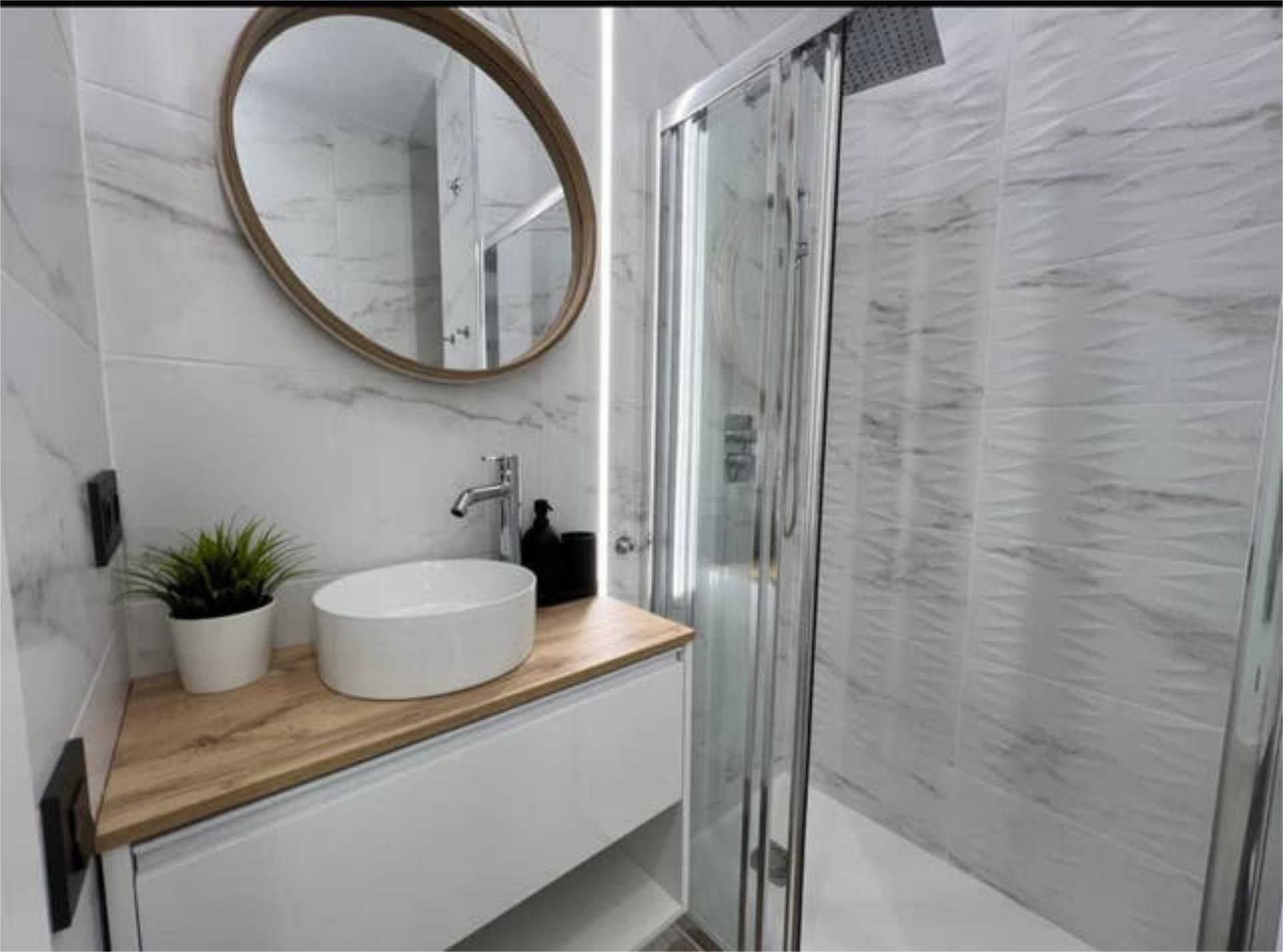 Bathroom of Study for rent in Las Palmas de Gran Canaria