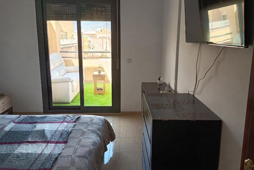 Piso en venta en Calle Los Olivos, 22, Roquetas Pueblo, Roquetas de Mar - imagen 1 Foto 1 de Piso en venta en Calle Los Olivos, 22, Roquetas Pueblo, Roquetas de Mar