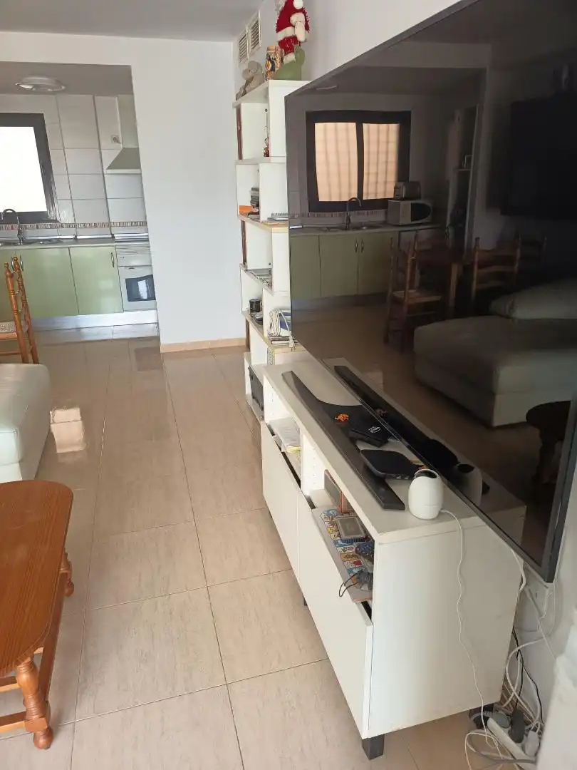 Pis en venda a Calle Los Olivos, 22, Roquetas Pueblo Sala d'estar de Pis en venda en Roquetas de Mar amb Terrassa i Balcó
