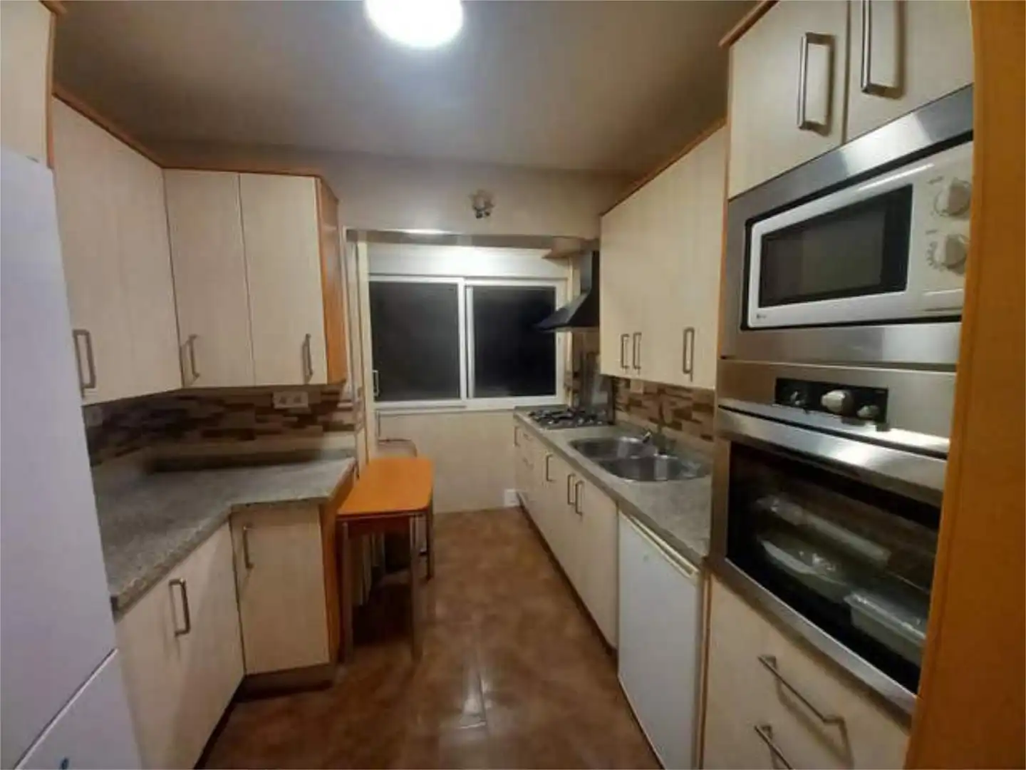Kitchen of Flat for sale in  Sevilla Capital