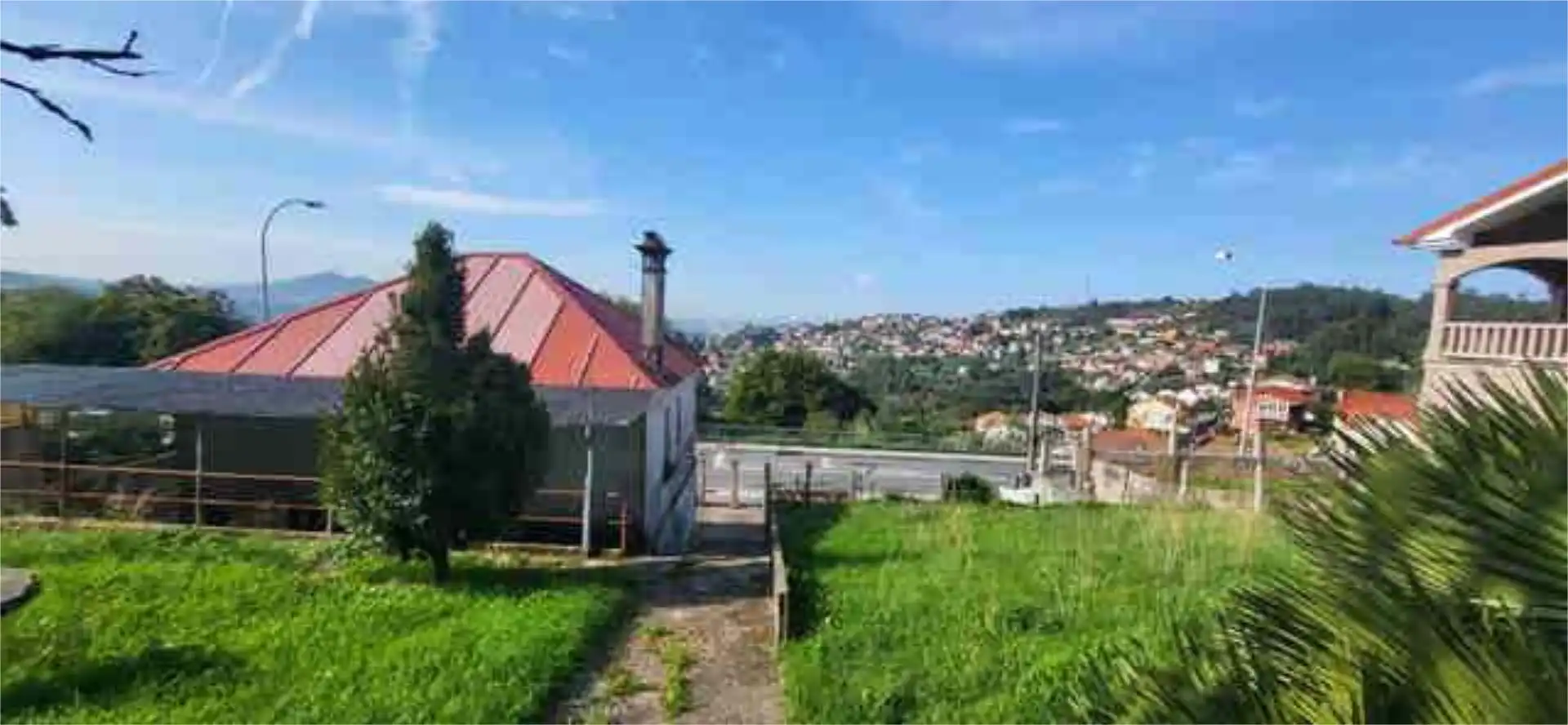 Casa o chalet en venta en Cabral - Candeán Vista exterior de Casa o chalet en venta en Vigo con Jardín privado y Terraza