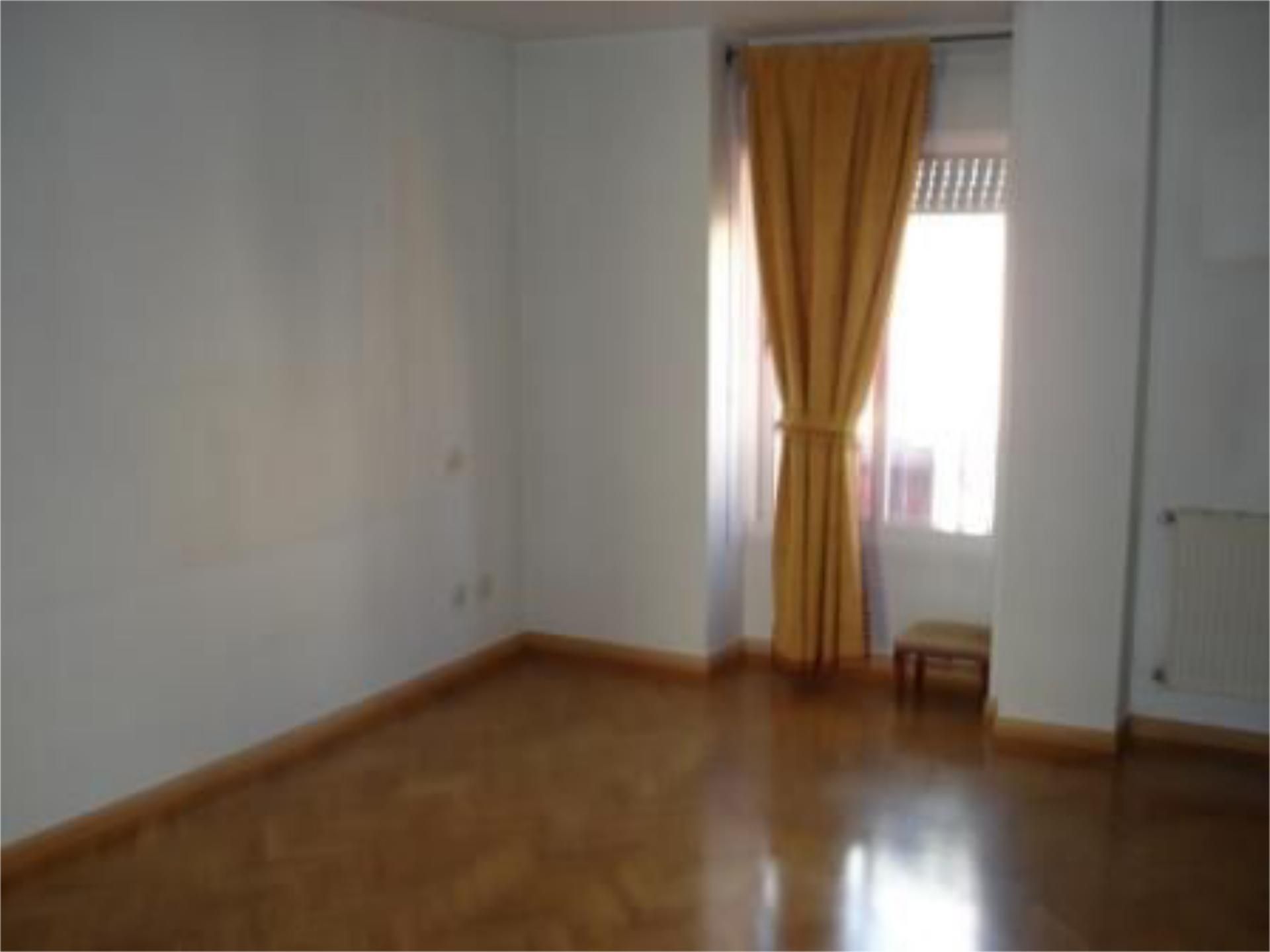 Dúplex en venta en Calle Jeromín, 10, Casco Antiguo Dúplex en venta en Calle Jeromín, 10, Casco Antiguo