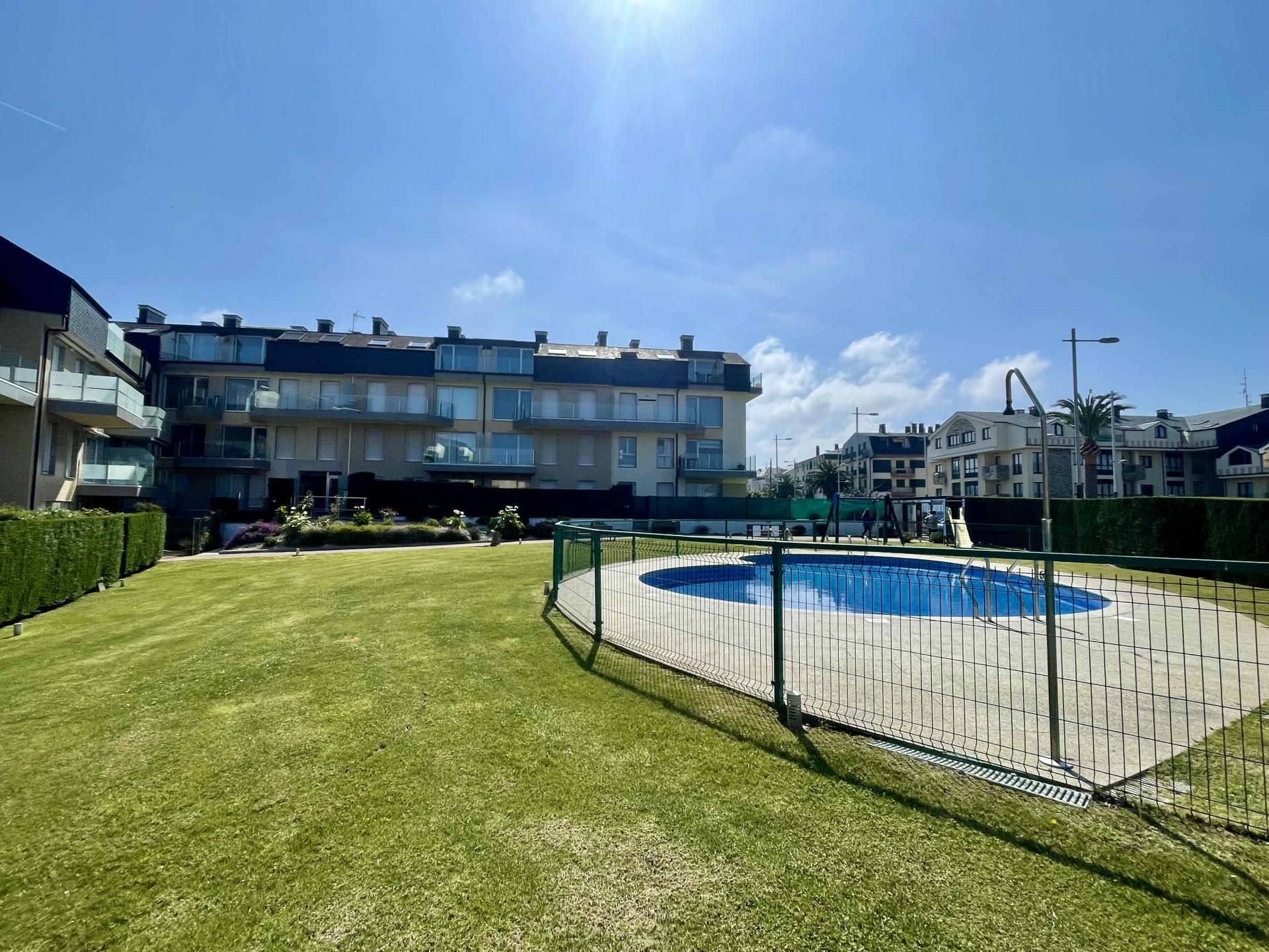 Swimming pool of Flat for rent in Barreiros  with Heating, Terrace and Swimming Pool